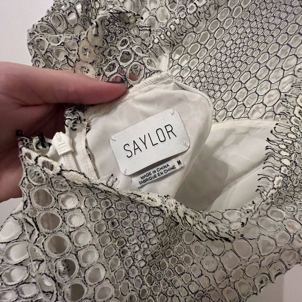 SAYLOR white lace romper - Picture 5 of 5
